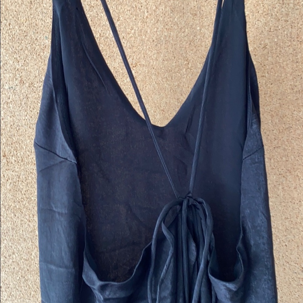 Lulu’s Nania black satin dress with leg slit- sexy - Picture 5 of 9